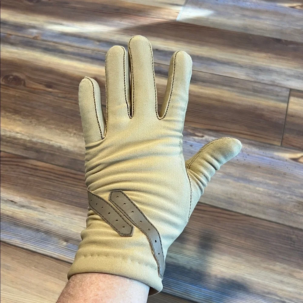 Vintage Stylish Tan Hanes Her Way Stretchy Gloves